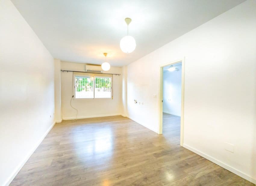 3 sypialnia Apartament na sprzedaż w Torrevieja - 149 900 € (Ref: 9521867)