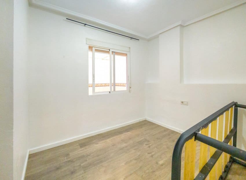 3 sypialnia Apartament na sprzedaż w Torrevieja - 149 900 € (Ref: 9521867)