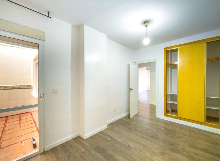 3 sypialnia Apartament na sprzedaż w Torrevieja - 149 900 € (Ref: 9521867)