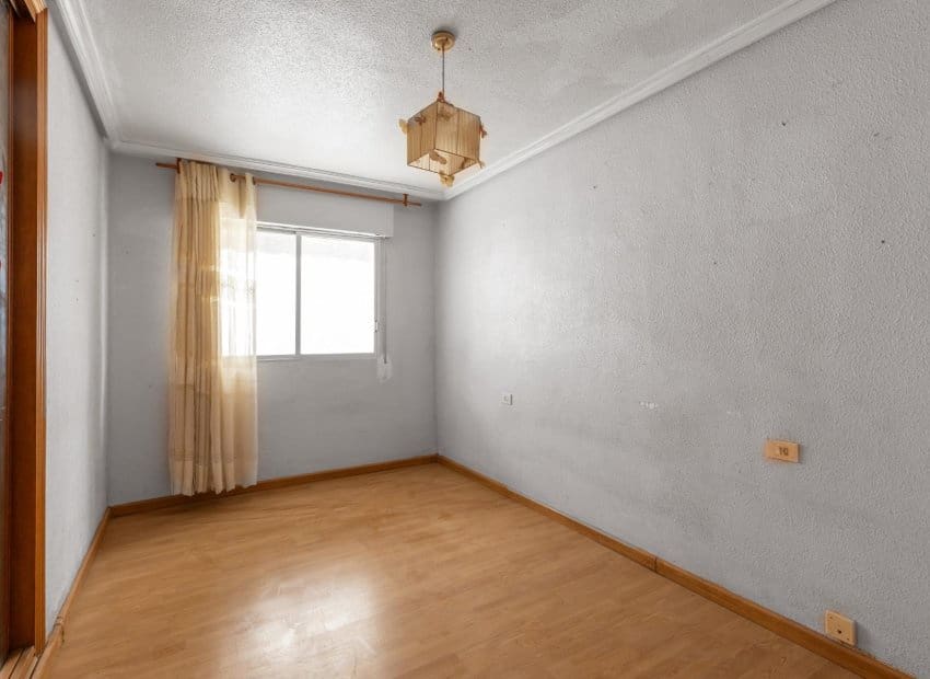 3 soveværelse Lejlighed til salg i Torrevieja - € 146.000 (Ref: 9521869)