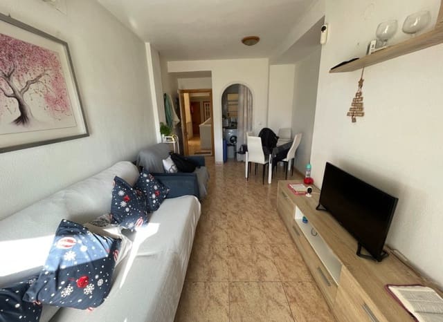 Apartamento de 2 habitaciones en Centro, Torrevieja en venta con piscina - 141.000 € (Ref: 9521871)