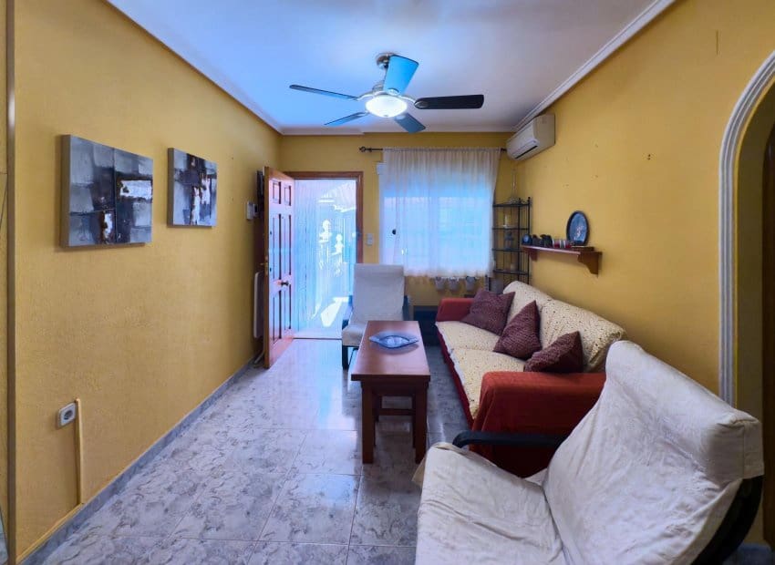 2 quarto Apartamento de Praia para venda em La Mata com piscina - 140 000 € (Ref: 9521872)