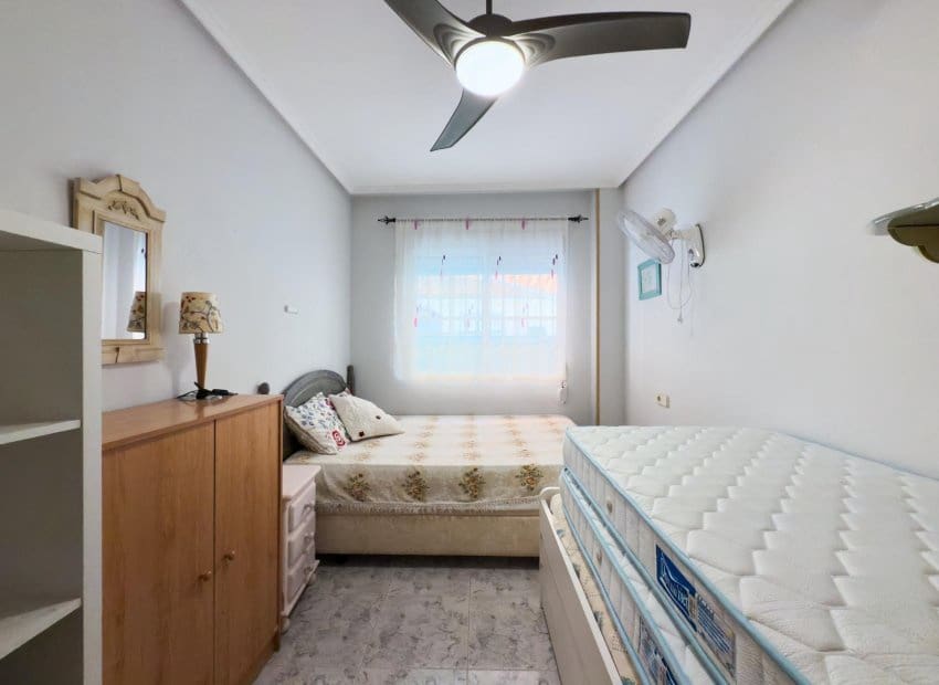 2 quarto Apartamento de Praia para venda em La Mata com piscina - 140 000 € (Ref: 9521872)