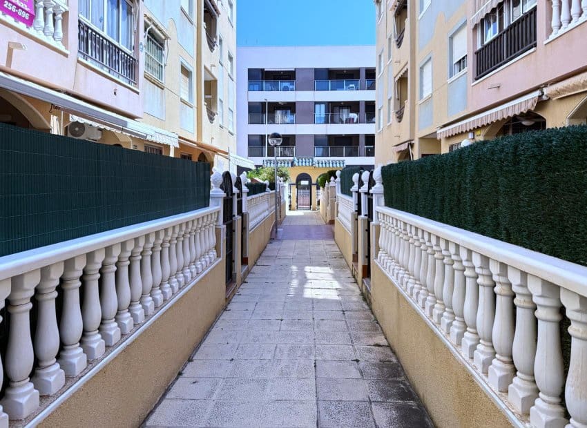 2 quarto Apartamento de Praia para venda em La Mata com piscina - 140 000 € (Ref: 9521872)