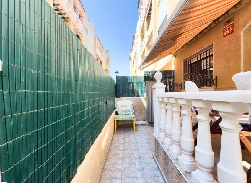 2 quarto Apartamento de Praia para venda em La Mata com piscina - 140 000 € (Ref: 9521872)