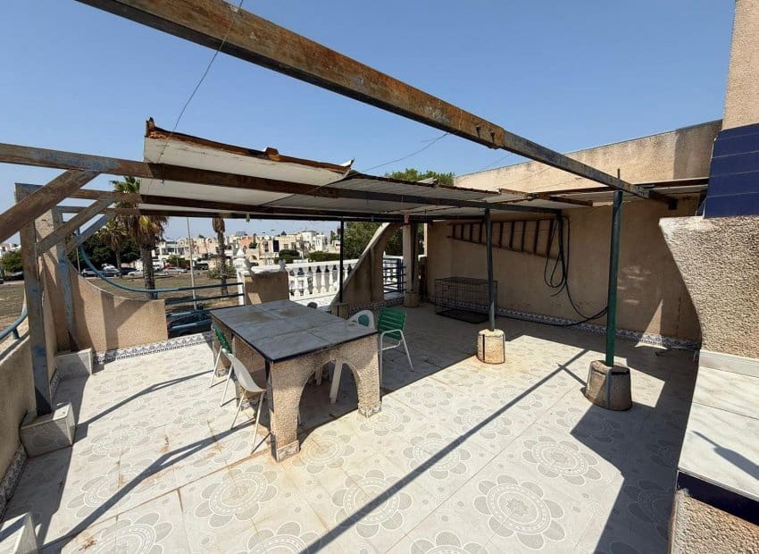 Apartamento de 2 habitaciones en Torrevieja en venta - 138.000 € (Ref: 9521873)