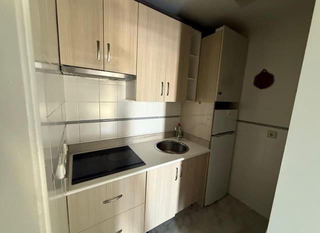 Apartamento de 2 habitaciones en Parque Acuático - Sector 25, Torrevieja en venta - 138.000 € (Ref: 9521873)