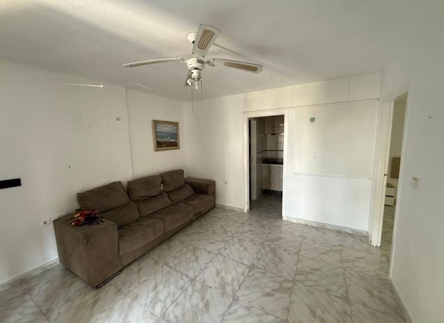 Apartamento de 2 habitaciones en Parque Acuático - Sector 25, Torrevieja en venta - 138.000 € (Ref: 9521873)