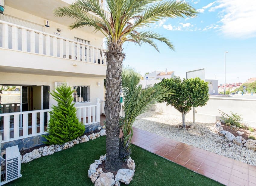 2 soverom Leilighet til salgs i Villamartin med svømmebasseng - € 135 000 (Ref: 9521875)