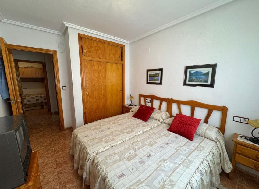 2 bedroom Apartment for sale in Torrevieja - € 132,500 (Ref: 9521876)