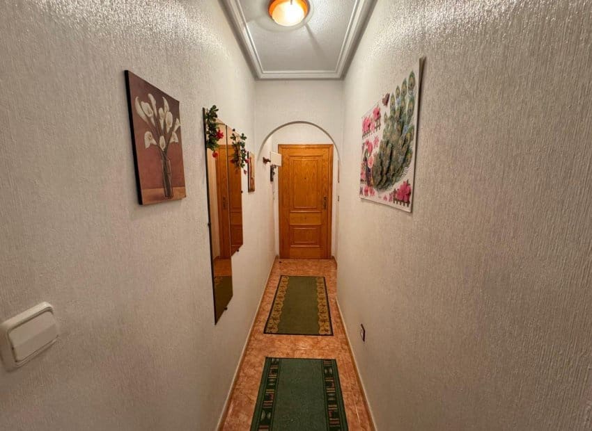 2 bedroom Apartment for sale in Torrevieja - € 132,500 (Ref: 9521876)