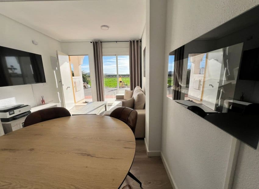 3 makuuhuone Omakotitalo myytävänä paikassa Los Alcazares mukana uima-altaan - 129 950 € (Ref: 9521877)