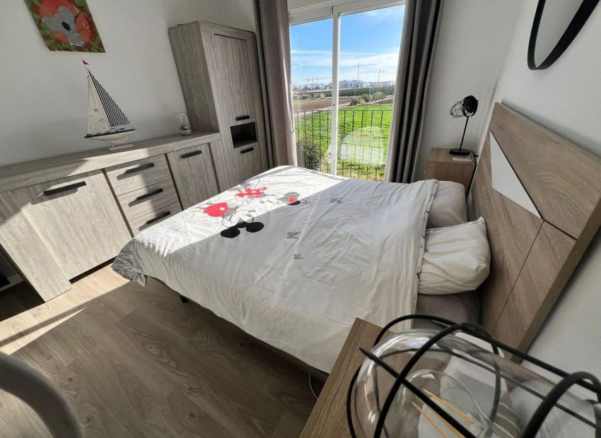 3 makuuhuone Omakotitalo myytävänä paikassa Los Alcazares mukana uima-altaan - 129 950 € (Ref: 9521877)