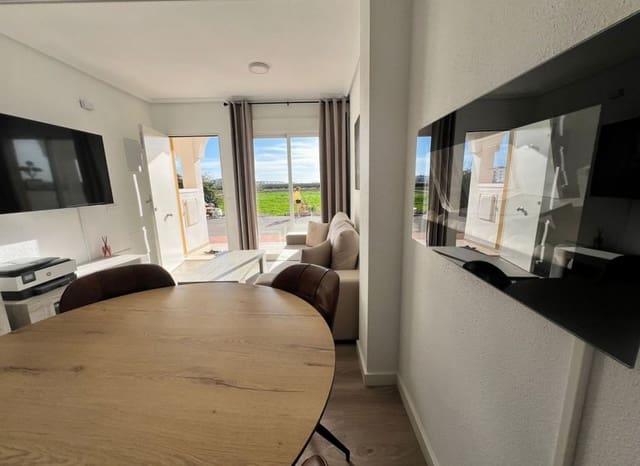 3 makuuhuone Omakotitalo myytävänä paikassa Los Alcázares mukana uima-altaan - 129 950 € (Ref: 9521877)