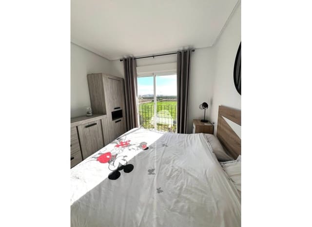 3 makuuhuone Omakotitalo myytävänä paikassa Los Alcázares mukana uima-altaan - 129 950 € (Ref: 9521877)