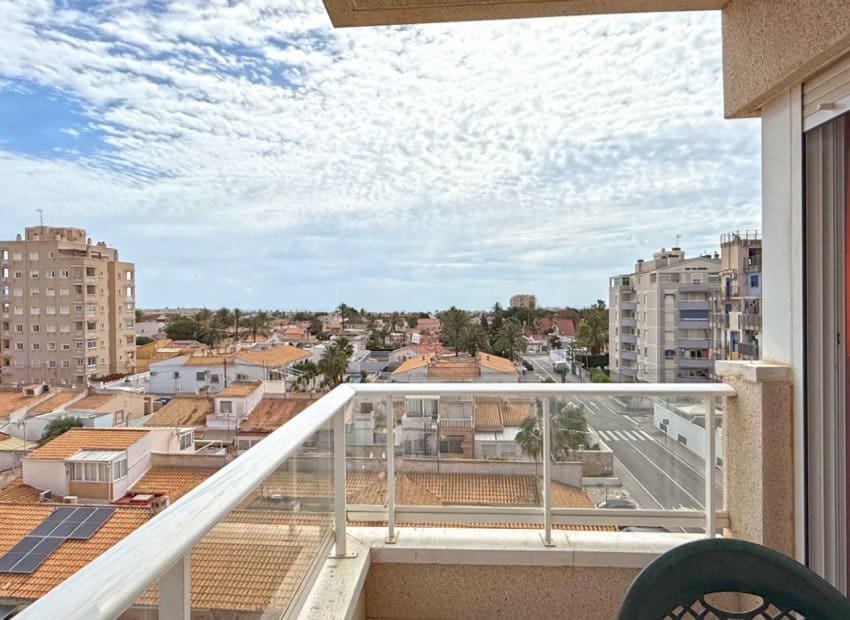 2 slaapkamer Appartement te koop in Torrevieja met zwembad - € 129.950 (Ref: 9521878)