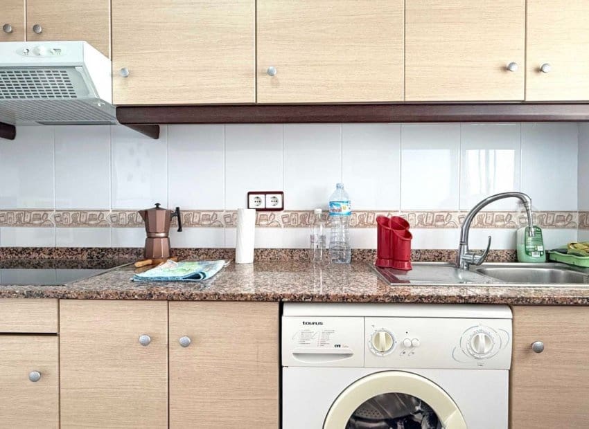 2 slaapkamer Appartement te koop in Torrevieja met zwembad - € 129.950 (Ref: 9521878)