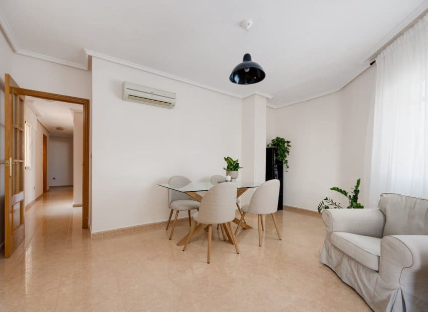 3 camera da letto Appartamento in vendita in Jacarilla - 123.000 € (Rif: 9521880)