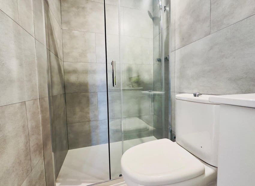 1 sypialnia Bungalow na sprzedaż w Torrevieja - 127 000 € (Ref: 9521881)