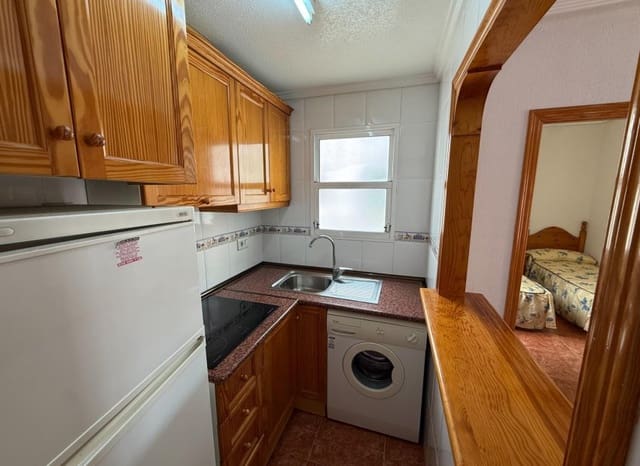 2 soveværelse Bungalow til salg i Antonio Machado, Torrevieja med swimmingpool - € 125.000 (Ref: 9521883)