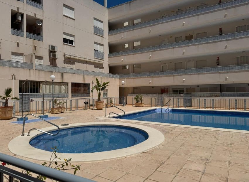 2 bedroom Apartment for sale in Almoradi - € 121,000 (Ref: 9521885)