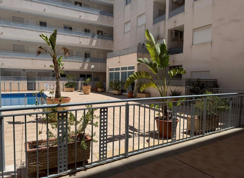 2 bedroom Apartment for sale in Almoradi - € 121,000 (Ref: 9521885)