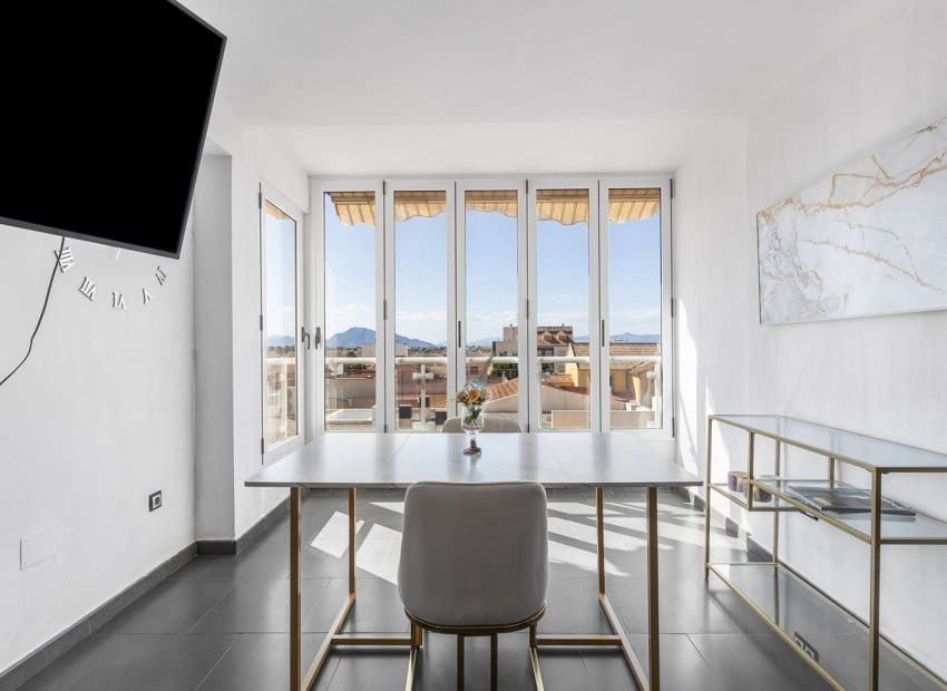 2 bedroom Apartment for sale in Daya Nueva with pool - € 119,500 (Ref: 9521887)