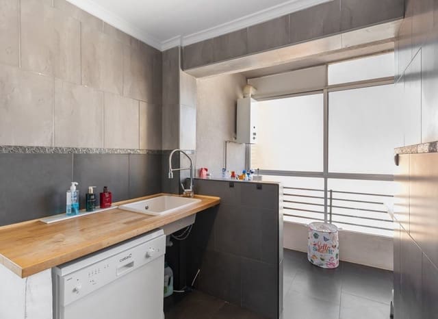 2 bedroom Apartment for sale in Daya Nueva with pool - € 119,500 (Ref: 9521887)