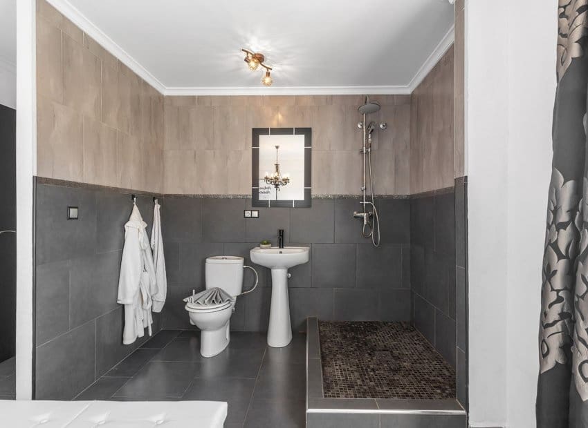 2 bedroom Apartment for sale in Daya Nueva with pool - € 119,500 (Ref: 9521887)