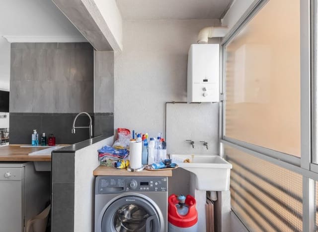 2 bedroom Apartment for sale in Daya Nueva with pool - € 119,500 (Ref: 9521887)