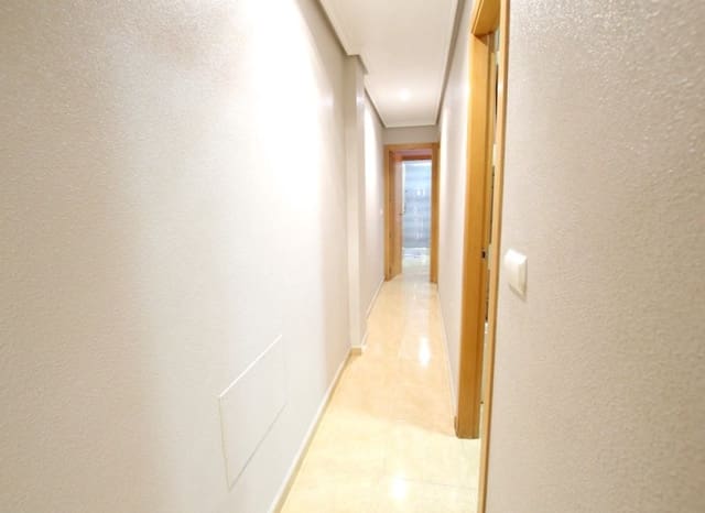 3 makuuhuone Huoneisto myytävänä paikassa Almoradí - 117 000 € (Ref: 9521890)