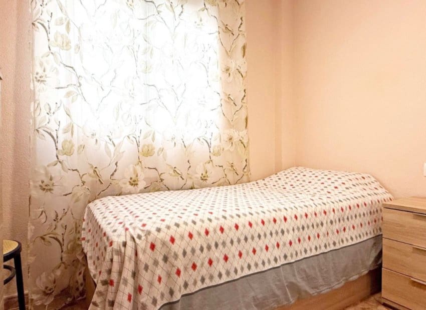 2 slaapkamer Appartement te koop in Torrevieja - € 115.500 (Ref: 9521892)