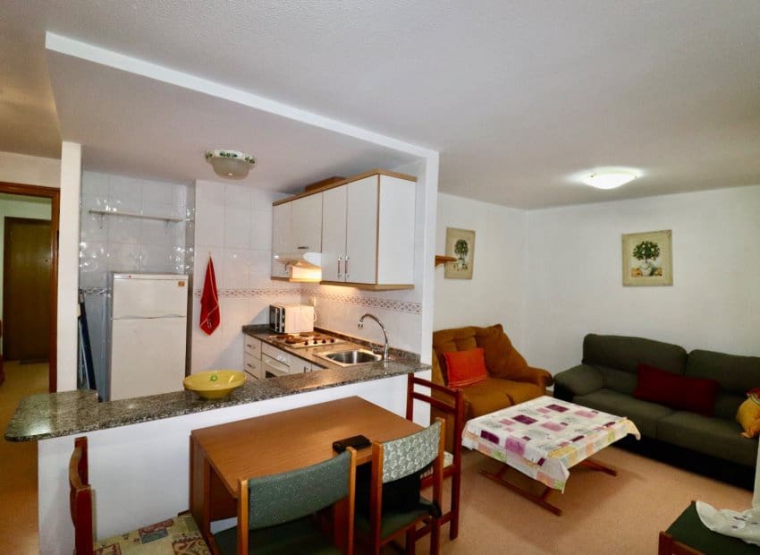 1 soveværelse Strandlejlighed til salg i Guardamar del Segura - € 115.000 (Ref: 9521893)