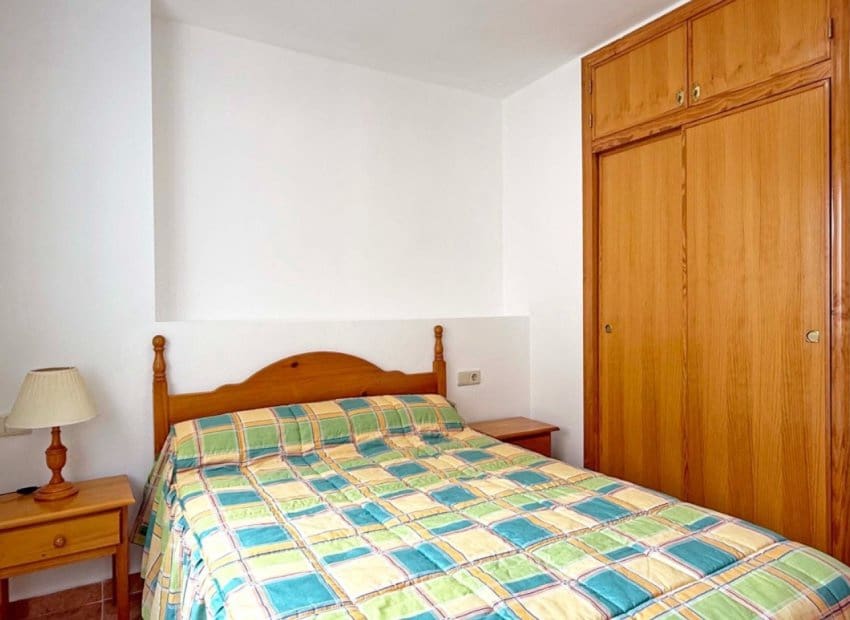 2 slaapkamer Appartement te koop in Torrevieja met zwembad - € 110.000 (Ref: 9521898)