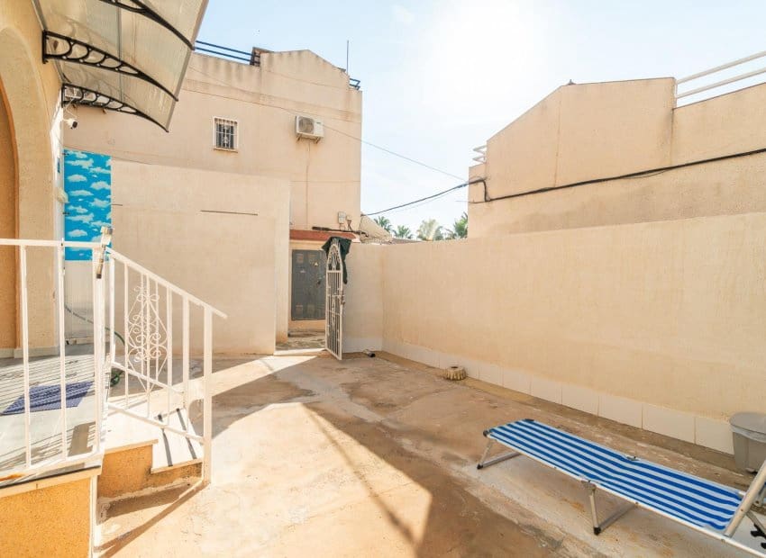 1 sypialnia Bungalow na sprzedaż w Los Balcones z basenem - 109 000 € (Ref: 9521899)