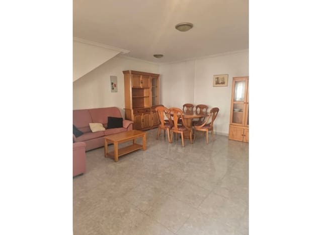 Apartamento de 2 habitaciones en Daya Vieja en venta con piscina - 105.000 € (Ref: 9521900)