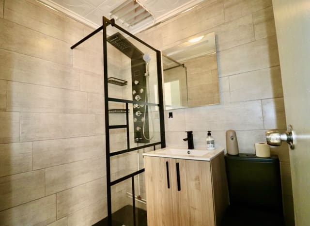 2 soveværelse Semi-Rækkehus til salg i La Siesta, Torrevieja med swimmingpool - € 104.950 (Ref: 9521901)