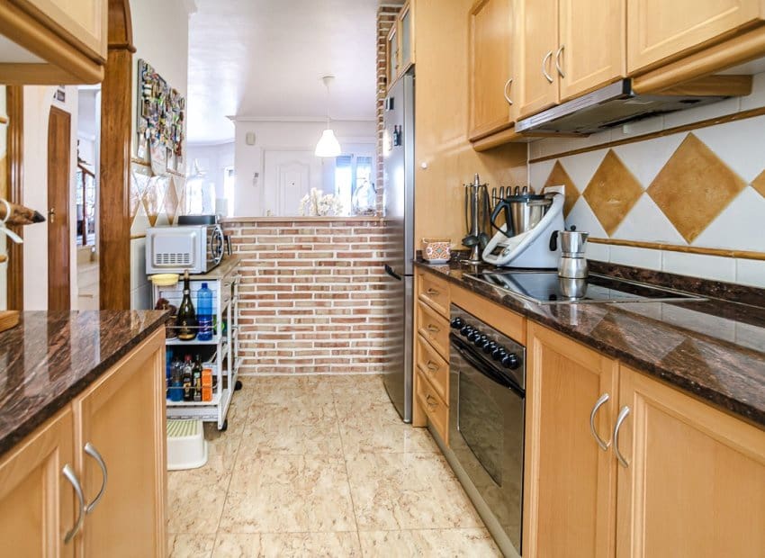 2 Zimmer Bungalow zu verkaufen in El Raso mit Pool - 247.000 € (Ref: 9523051)