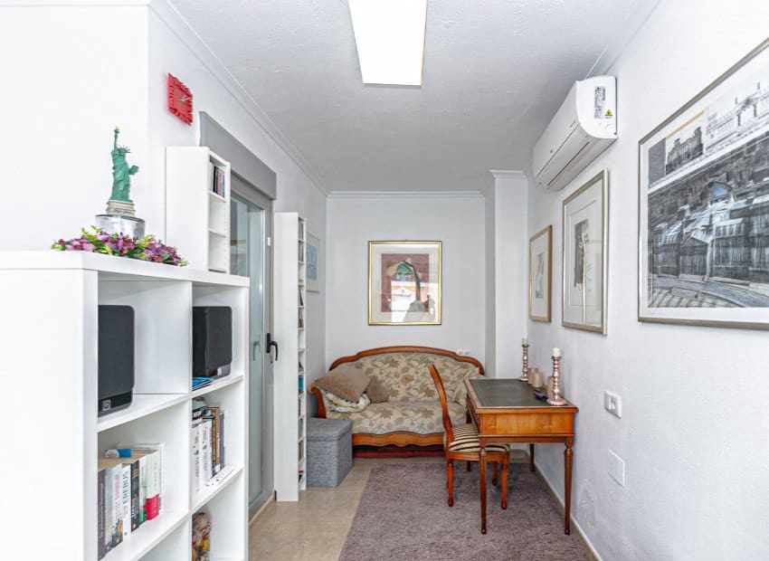 3 slaapkamer Huis te koop in Guardamar del Segura met zwembad - € 250.000 (Ref: 9523385)