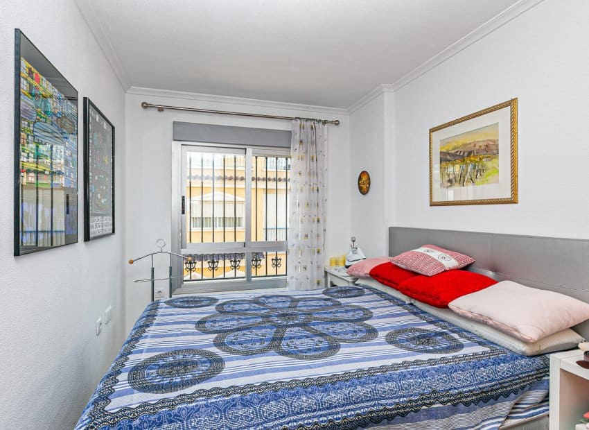 3 slaapkamer Huis te koop in Guardamar del Segura met zwembad - € 250.000 (Ref: 9523385)