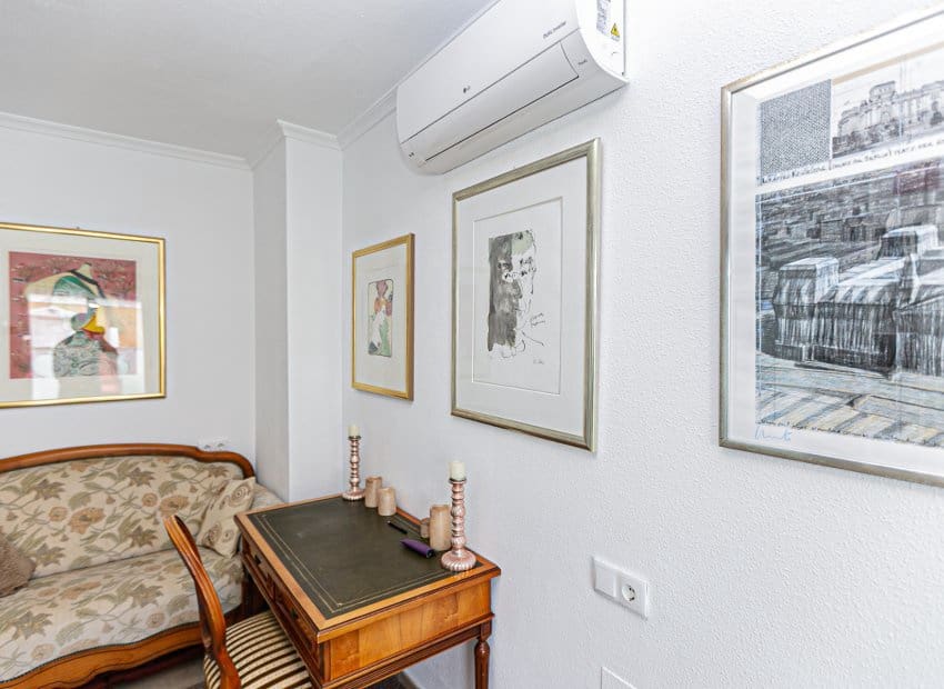 3 slaapkamer Huis te koop in Guardamar del Segura met zwembad - € 250.000 (Ref: 9523385)