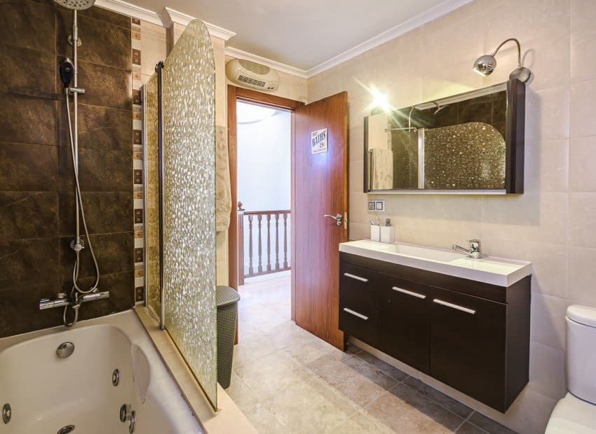 4 sovrum Villa till salu i Orihuela - 245 000 € (Ref: 9523386)