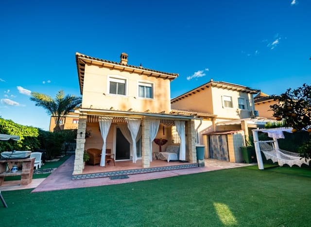 4 makuuhuone Huvila myytävänä paikassa Orihuela - 245 000 € (Ref: 9523386)