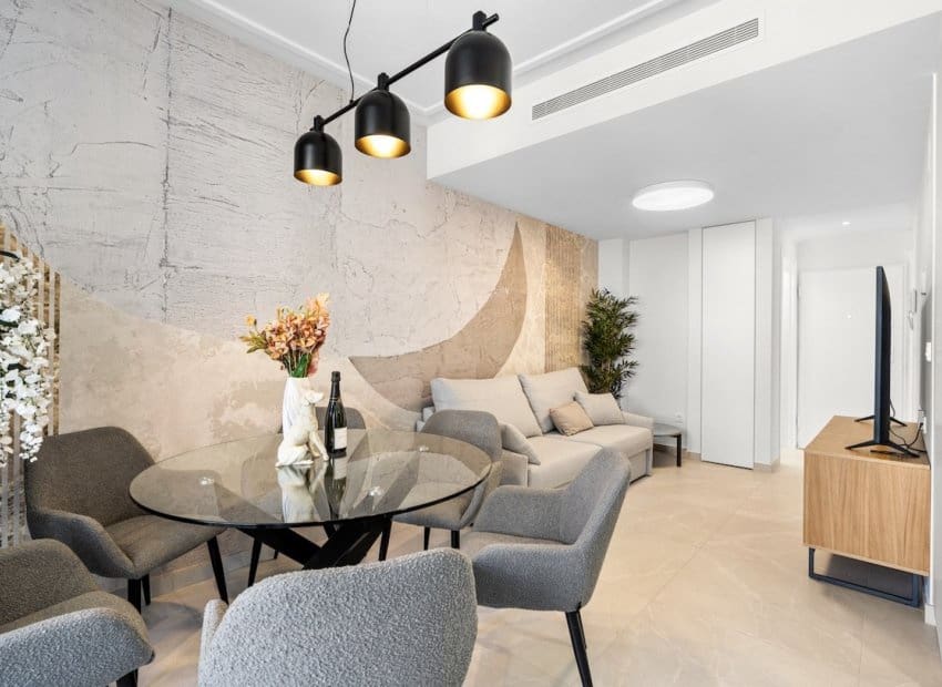 2 chambre Appartement à vendre à Torrevieja avec piscine - 250 000 € (Ref: 9523387)