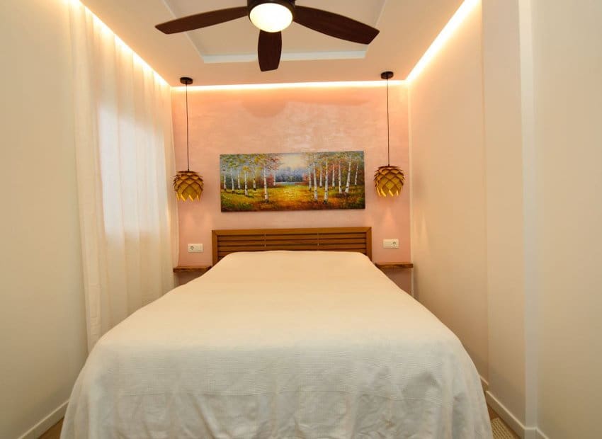 3 slaapkamer Huis te koop in La Florida met zwembad - € 249.000 (Ref: 9523389)