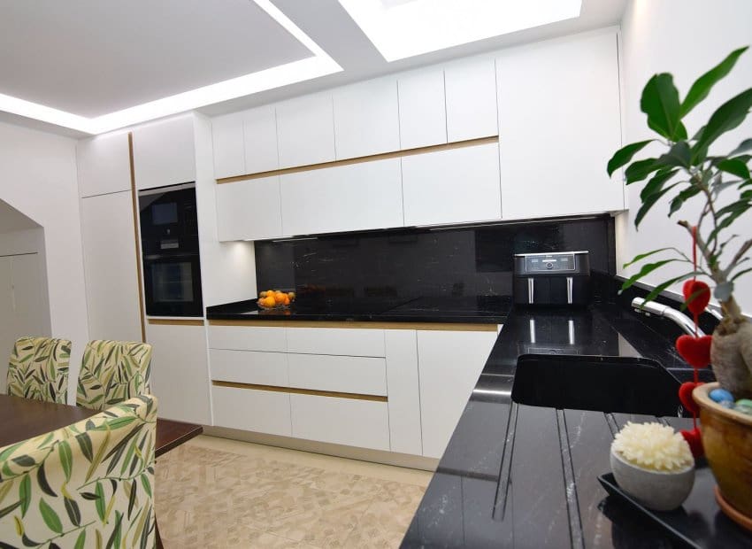 3 slaapkamer Huis te koop in La Florida met zwembad - € 249.000 (Ref: 9523389)