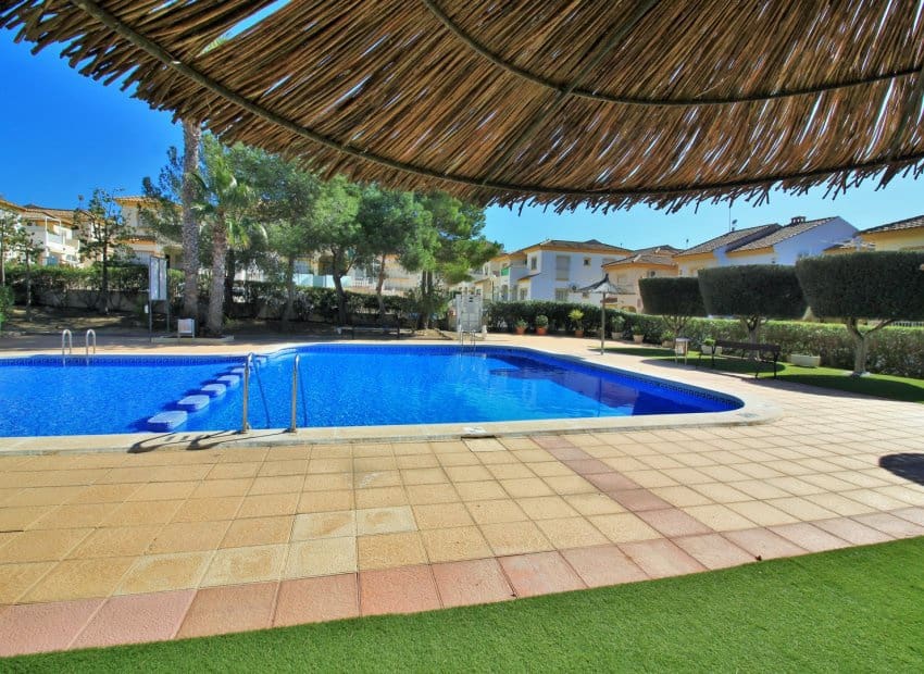 3 slaapkamer Huis te koop in La Florida met zwembad - € 249.000 (Ref: 9523389)