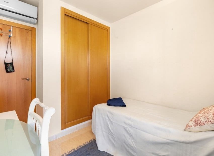 3 soveværelse Lejlighed til salg i Gran Alacant med swimmingpool - € 249.000 (Ref: 9523390)