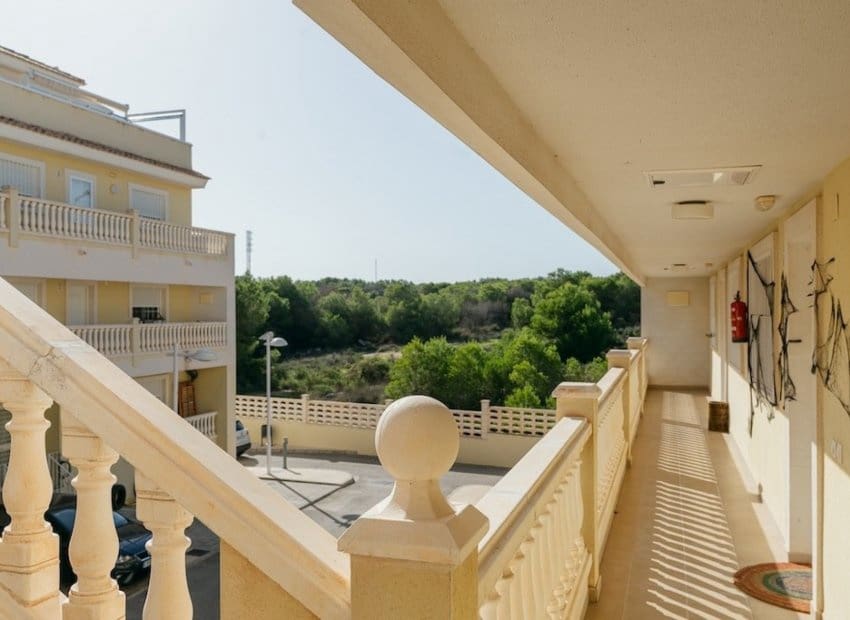 3 soveværelse Lejlighed til salg i Gran Alacant med swimmingpool - € 249.000 (Ref: 9523390)