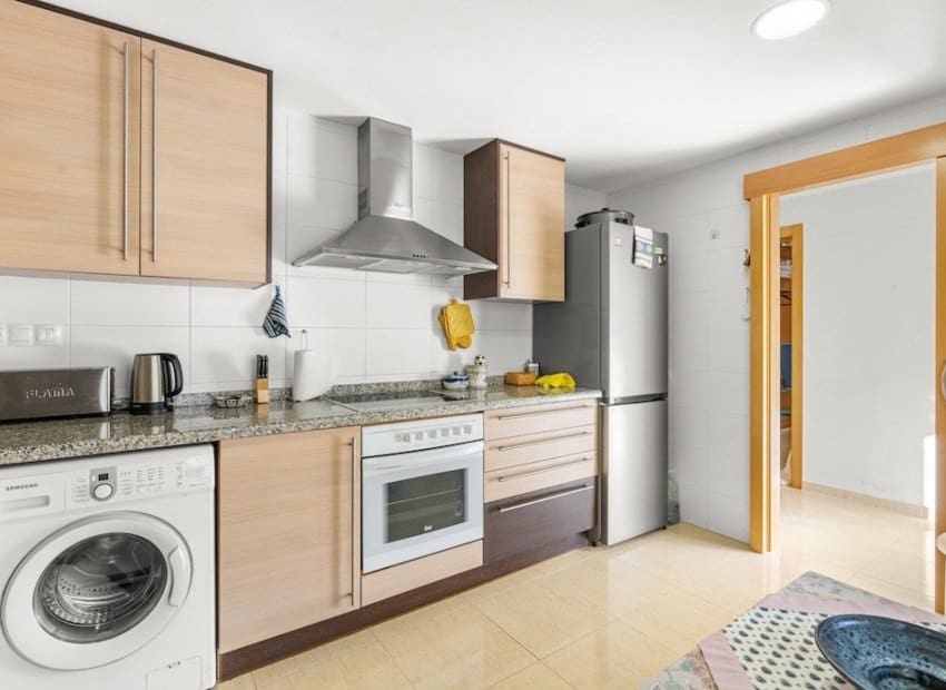 3 soveværelse Lejlighed til salg i Gran Alacant med swimmingpool - € 249.000 (Ref: 9523390)